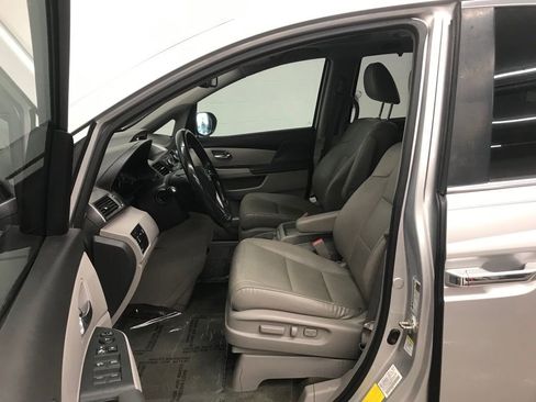 Used 2015 Honda Odyssey EX-L image 12