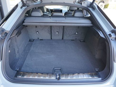 New 2026 BMW X6 xDrive40i w/ Climate Comfort Package image 20