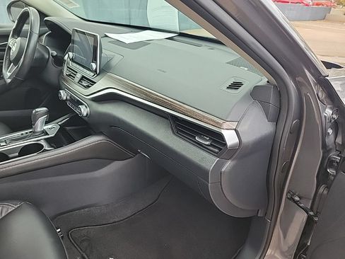 Used 2022 Nissan Altima 2.5 SL AWD/4WD image 41