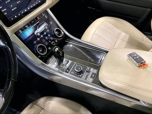 Used 2019 Land Rover Range Rover Sport HSE AWD/4WD image 17