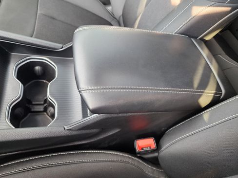 Used 2025 Jeep Grand Cherokee Laredo X image 35