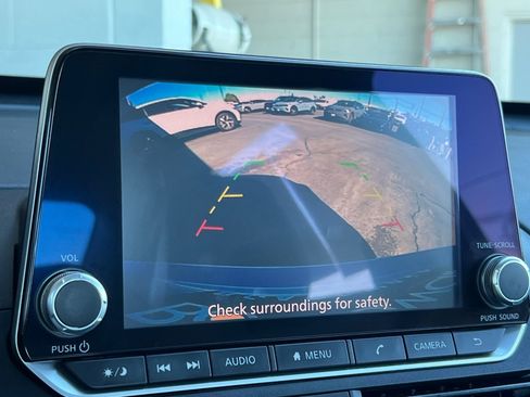 Used 2022 Nissan Altima 2.5 SR image 18