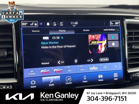 Used 2023 Chrysler Pacifica Touring-L AWD/4WD image 15