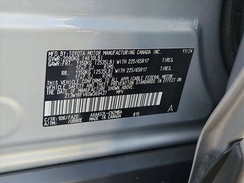 Used 2025 Toyota RAV4 XLE FWD image 24