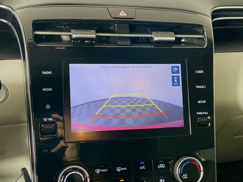 Certified 2022 Hyundai Tucson SEL AWD/4WD image 13