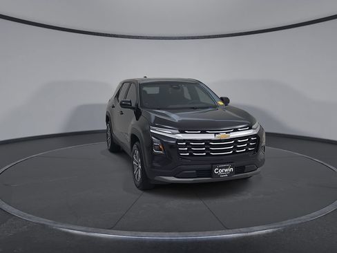 Used 2026 Chevrolet Equinox LT AWD/4WD image 5