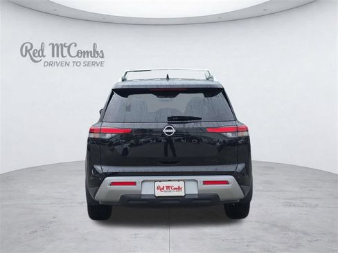Used 2023 Nissan Pathfinder SL w/ Black Appearance Package FWD image 6