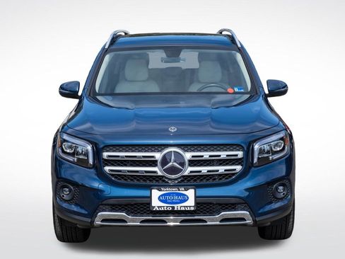 Used 2020 Mercedes-Benz GLB 250 4MATIC w/ Premium Package image 11