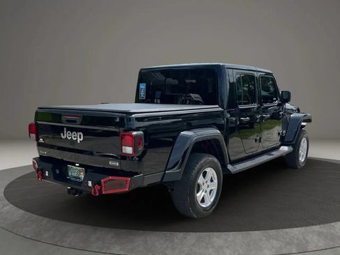 Used 2023 Jeep Gladiator Overland w/ Popular Equipment Package AWD/4WD image 7