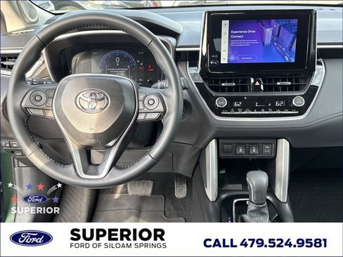 Used 2025 Toyota Corolla Cross XLE w/ Convenience Package AWD/4WD image 7