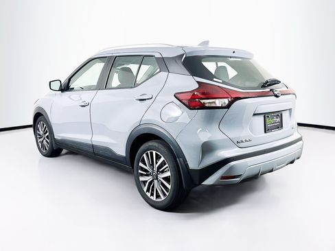 Used 2024 Nissan Kicks SV FWD image 5