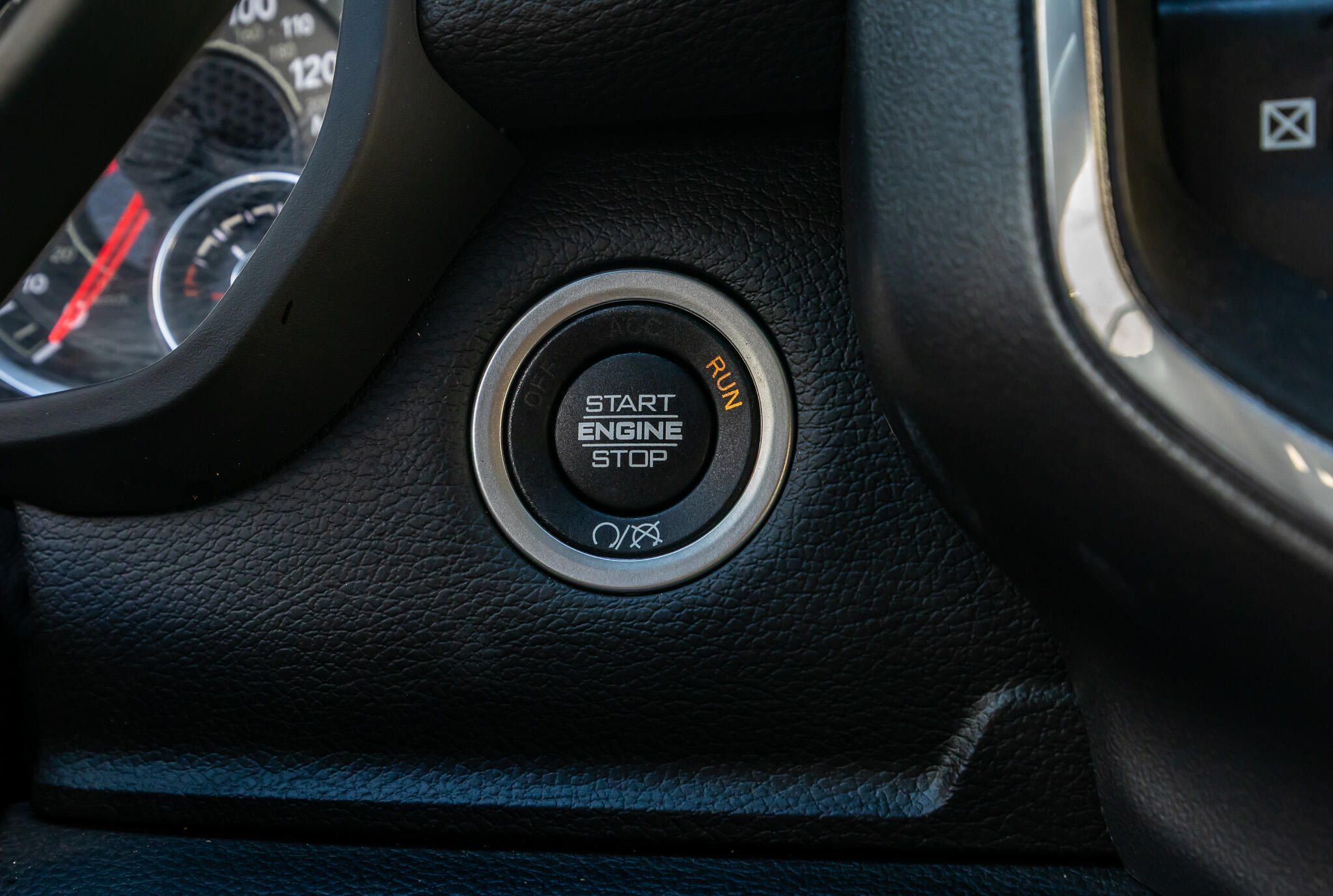 Used 2024 RAM 3500 Laramie w/ Sport Appearance Package AWD/4WD image 19