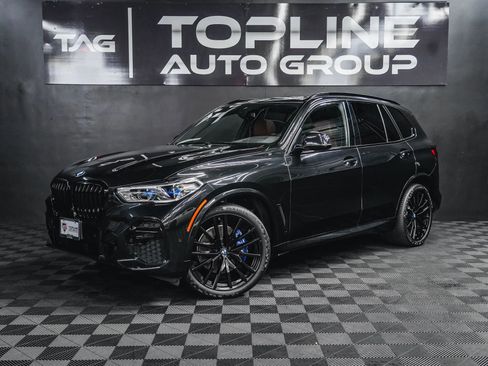 Used 2022 BMW X5 xDrive40i w/ M Sport Package image 1