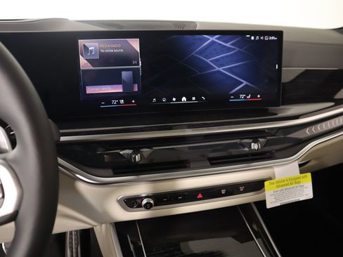 New 2026 BMW X5 xDrive40i w/ M Sport Package AWD/4WD image 5