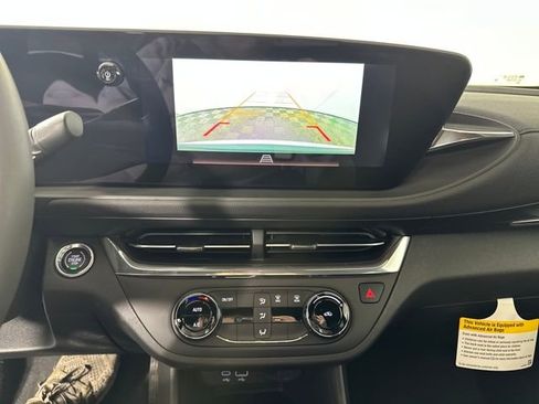 Used 2026 Buick Envista Preferred image 22