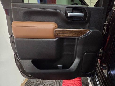 Used 2020 Chevrolet Silverado 2500 High Country w/ Z71 Off-Road Package image 35