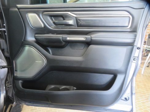 Used 2020 RAM 1500 Limited AWD/4WD image 23