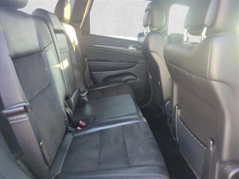 Used 2021 Jeep Grand Cherokee Laredo X image 19