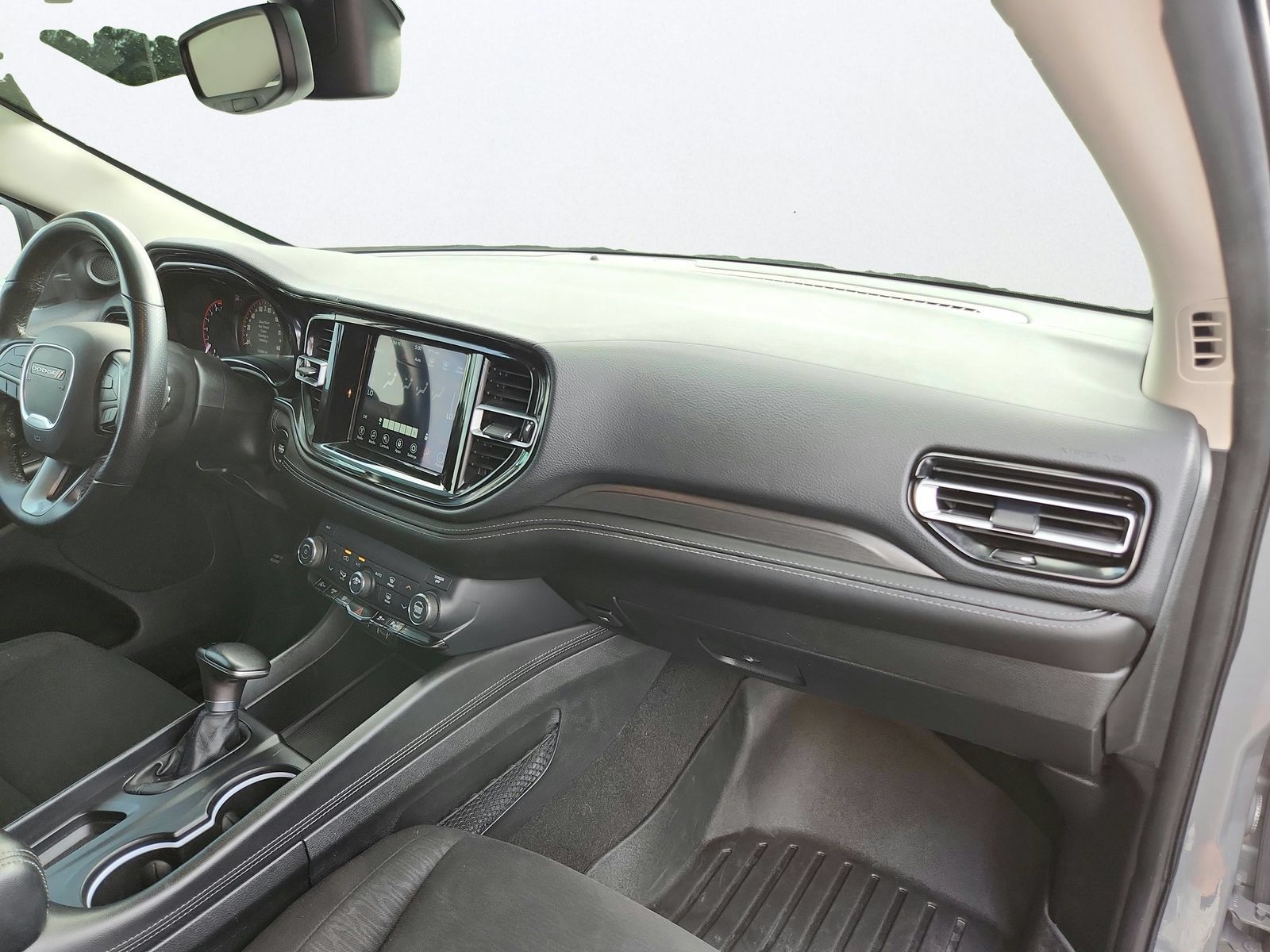 Used 2022 Dodge Durango SXT AWD/4WD image 40