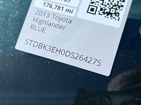 Used 2013 Toyota Highlander Plus w/ Protection Pkg image 23