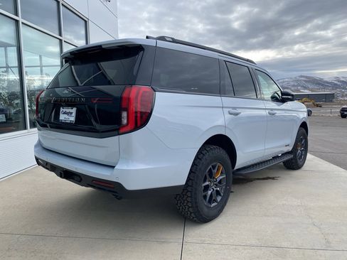 New 2026 Ford Expedition Tremor image 27