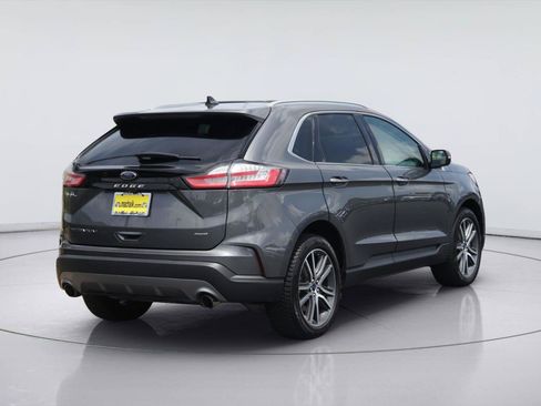 Used 2022 Ford Edge Titanium AWD/4WD image 6