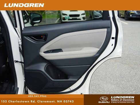 Certified 2025 Subaru Forester Premium AWD/4WD image 30
