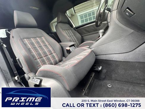 Used 2011 Volkswagen GTI 2-Door image 13