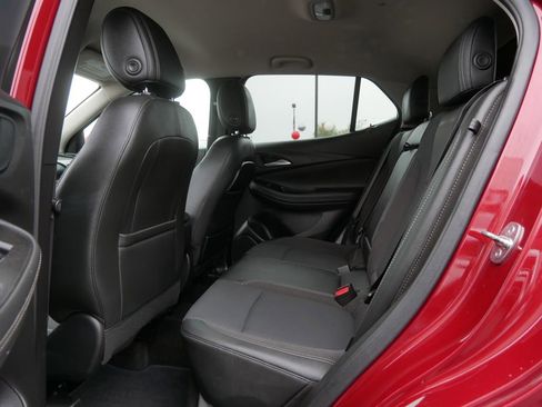 Used 2020 Buick Encore GX Select w/ Sport Touring Package AWD/4WD image 17