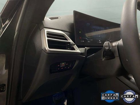 Used 2025 BMW i4 xDrive40i image 33