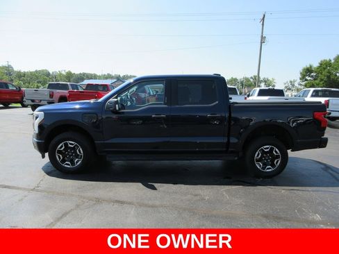 Used 2022 Ford F150 Lightning XLT AWD/4WD image 10