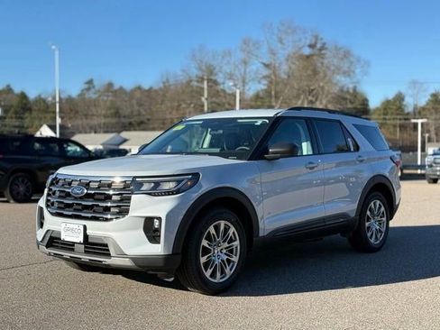 New 2026 Ford Explorer Active w/ Active Comfort Package image 10