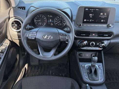 Used 2023 Hyundai Kona SEL FWD image 12