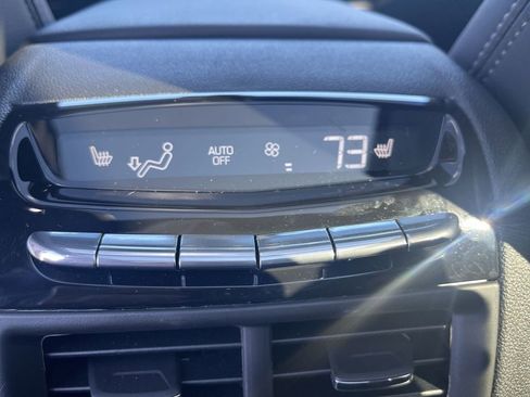 Certified 2023 Cadillac XT5 Sportv w/ Technology Package image 32