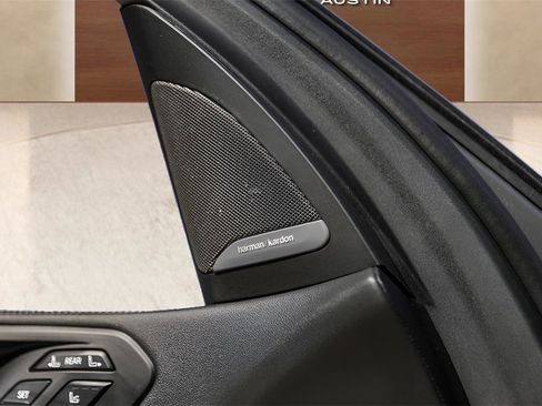 Used 2023 BMW X7 xDrive40i w/ Executive Package image 24