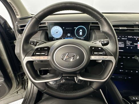 Used 2023 Hyundai Tucson Limited image 11