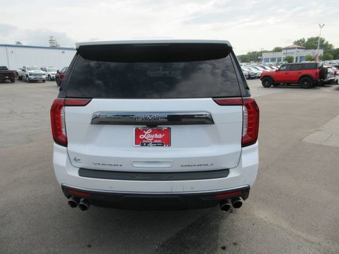 Certified 2023 GMC Yukon Denali Ultimate AWD/4WD image 7