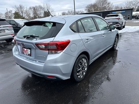 Used 2020 Subaru Impreza 2.0i image 3
