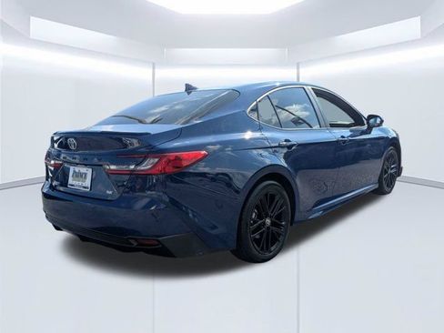 Used 2026 Toyota Camry SE FWD image 4