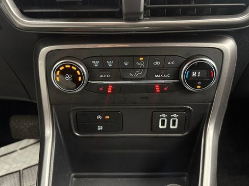 Used 2019 Ford EcoSport SE image 33