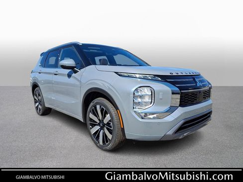 New 2026 Mitsubishi Outlander SEL image 1