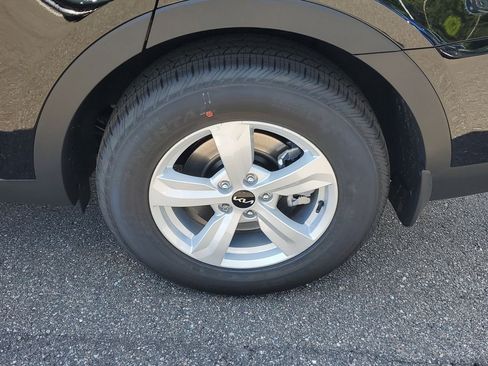 New 2026 Kia Sorento LX FWD image 38