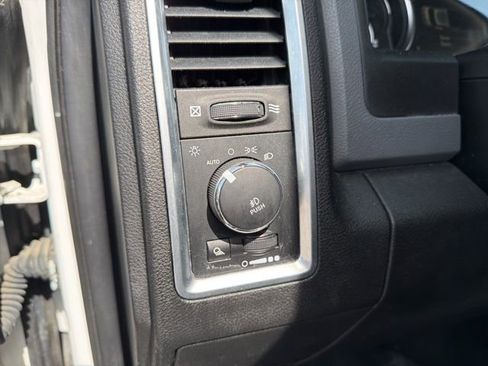 Used 2019 RAM 1500 Big Horn image 21