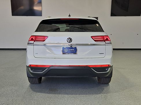 Certified 2023 Volkswagen Atlas Cross Sport SE w/ Black Wheel Package AWD/4WD image 7