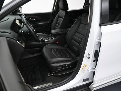 Used 2022 GMC Terrain Denali image 10