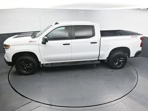 Used 2024 Chevrolet Silverado 1500 LT Trail Boss w/ Protection Package image 20