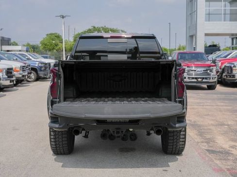 Used 2021 Chevrolet Silverado 1500 LT Trail Boss w/ Convenience Package II AWD/4WD image 10