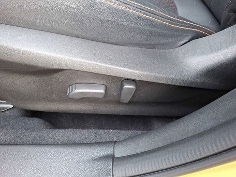 Used 2022 Subaru Crosstrek 2.5i Limited w/ Moonroof Package 1 image 11