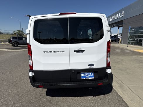 Used 2025 Ford Transit 250 Low Roof w/ Exterior Upgrade Package RWD image 4