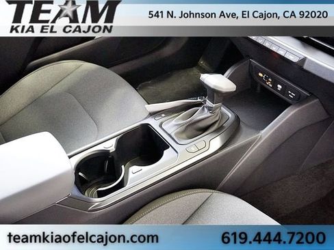 New 2026 Kia K4 LXS image 12